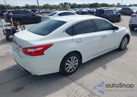 2016 Nissan Altima 2.5/2.5 S/2.5 Sl/2.5 Sr/2.5 Sv из США, поврежденный, VIN 1N4AL3AP5GC153352
